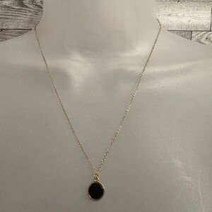 Elegant Gold and Black Pendant Necklace